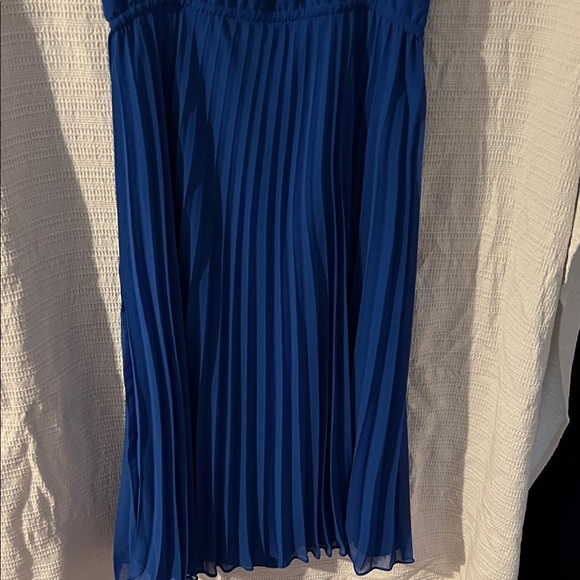 Elegant Spaghetti Strap Blue Pleated Midi Dress- Tall - Picture 5 of 7